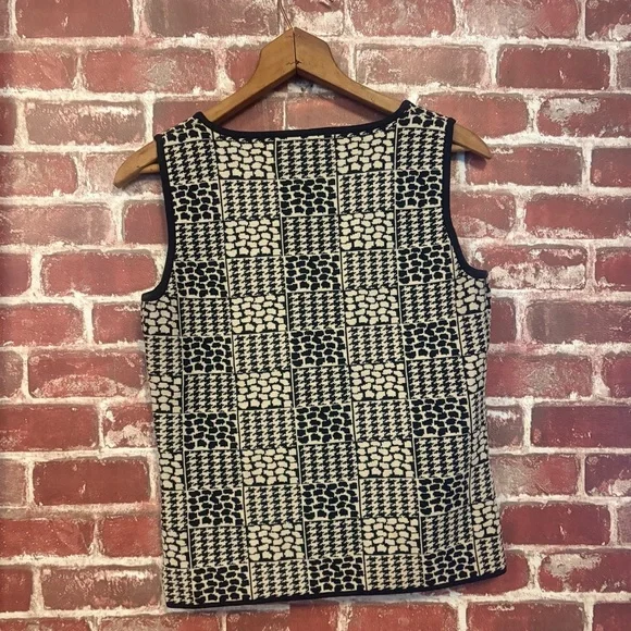 Grace Dane Lewis Chic Black and Cream Women's Top (small) - Picture 8 of 8